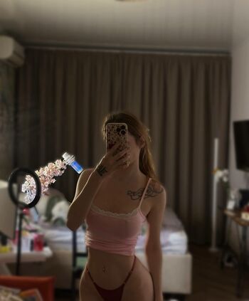 Full leaked Demented private onlyfans photo