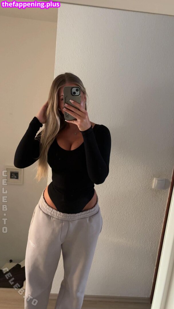 02.queenice / 18queenjce 누드 OnlyFans 사진 #30