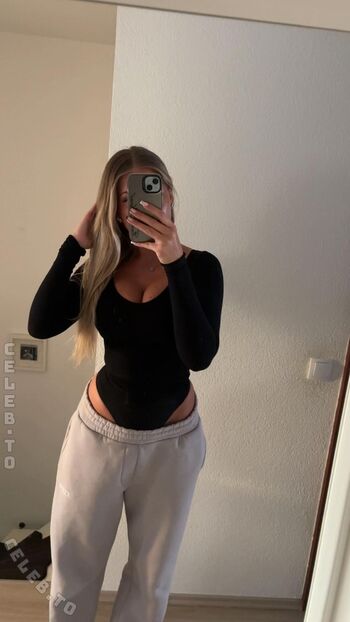 Full leaked Queenice private onlyfans photo