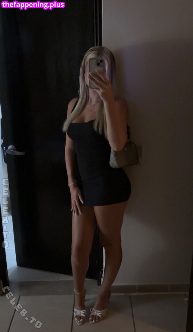 02.queenice / 18queenjce Naken OnlyFans Foto #43