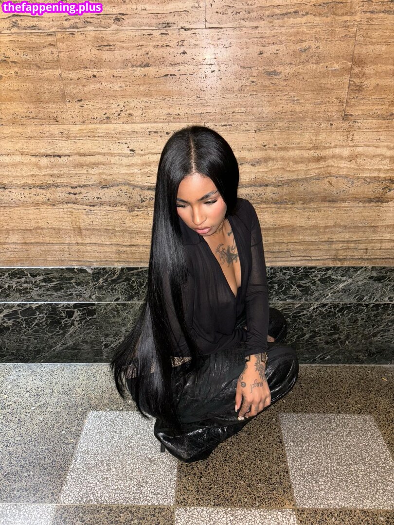 06parisrx / godssfavorite6 / https: Nude OnlyFans Photo #28