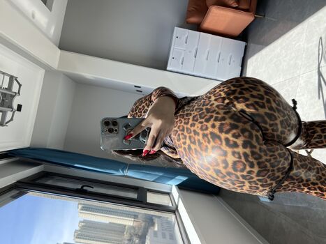 是120斤的小王同学