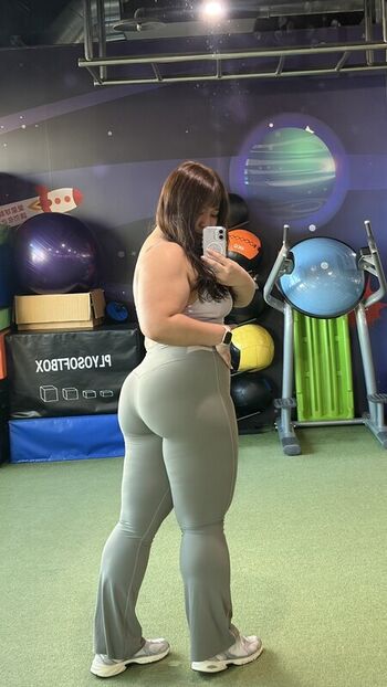 Full leaked Linyi private onlyfans photo