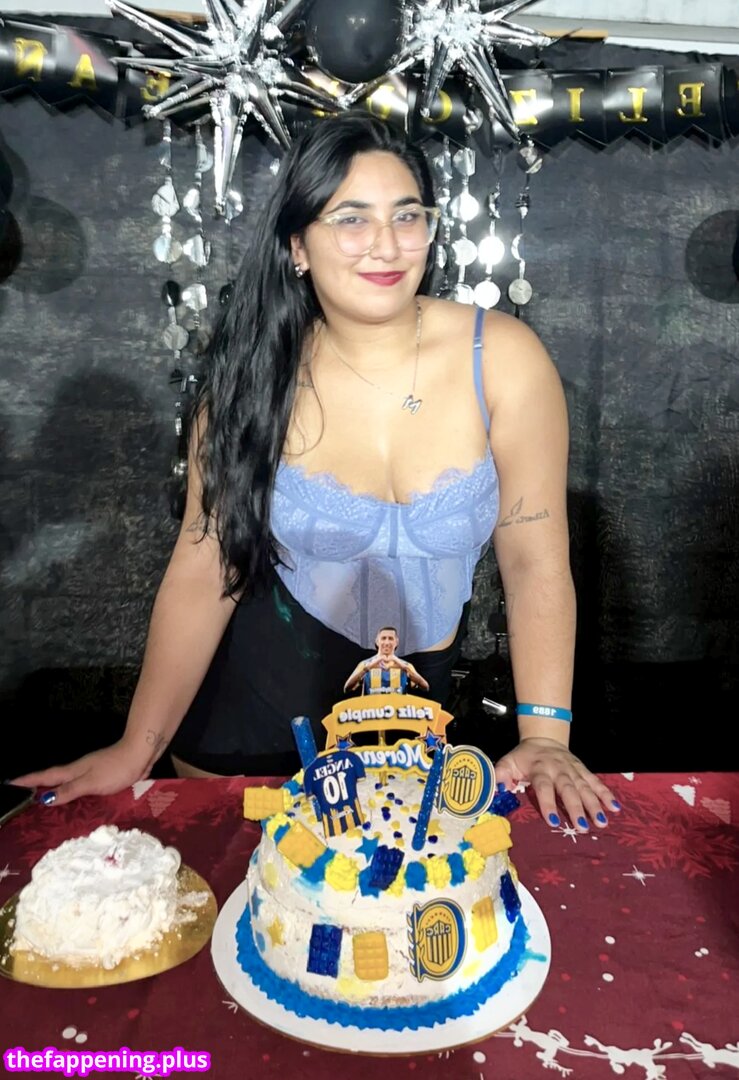 1889morena Naken OnlyFans Foto #5