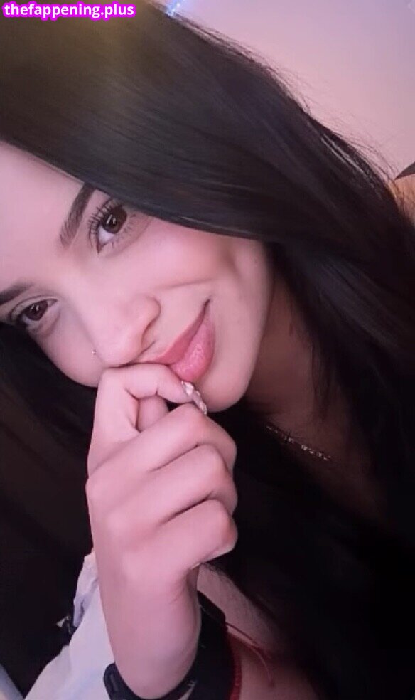 21vmar Naken OnlyFans Foto #10