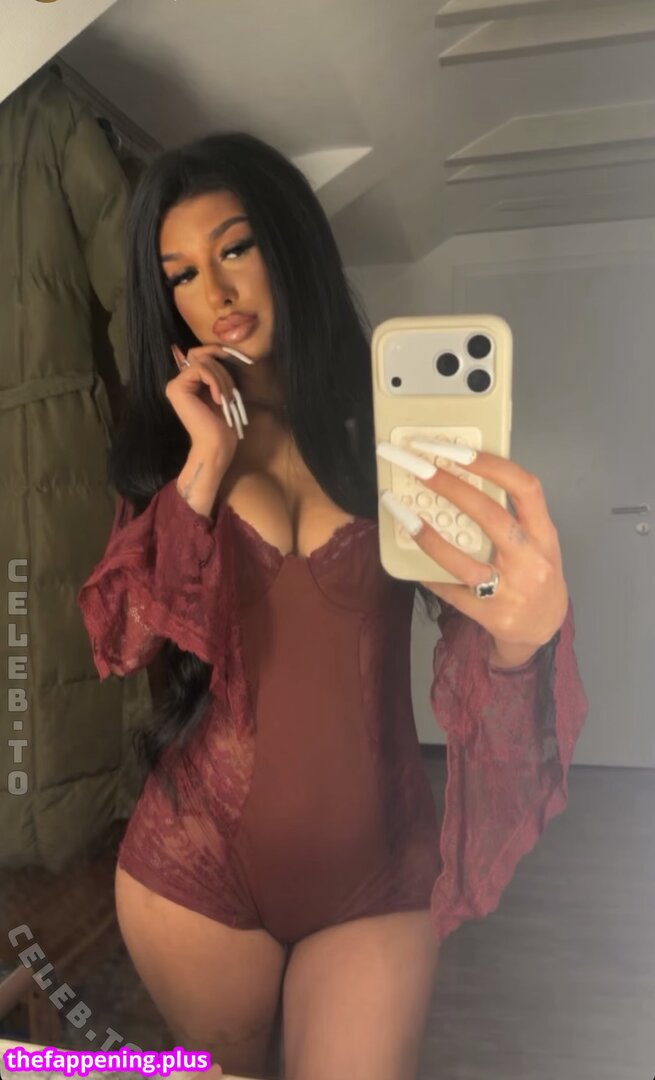 28.leyla / 28.leylaa2 Foto OnlyFans Nuda #64