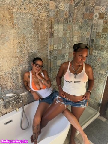 500Raxx / https: Фото обнажённых OnlyFans #43