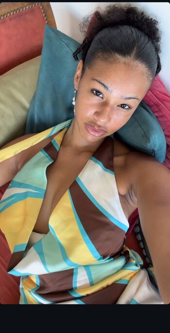 62_gyal