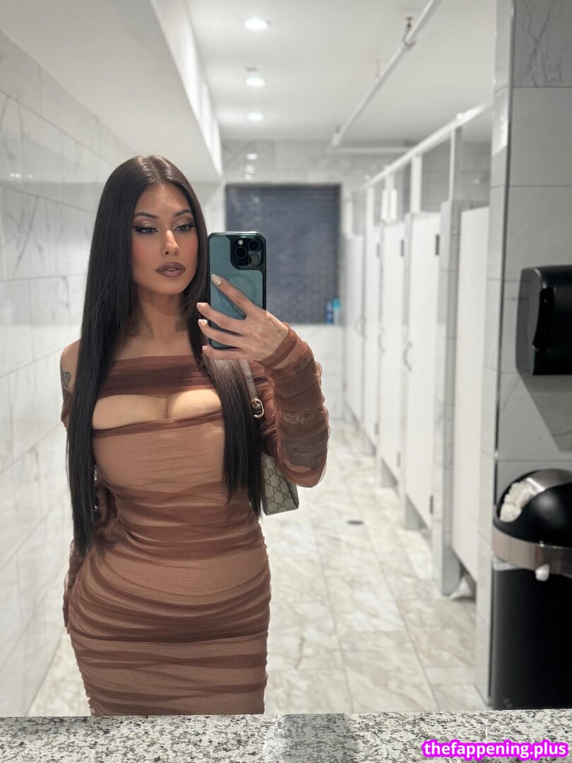 713CORI Fotografie OnlyFans Dezbrăcată #83