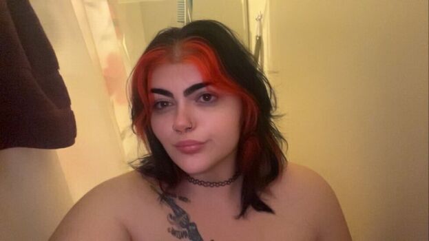 Full leaked Footinches private onlyfans photo