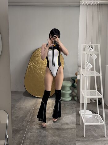 Full leaked M oo private onlyfans photo