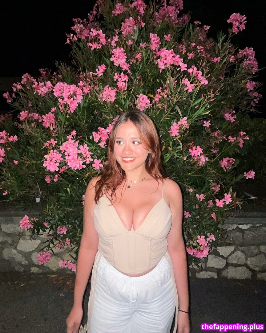 Aadhira Krishna / aadhirakrishna Nacktes OnlyFans Foto #14