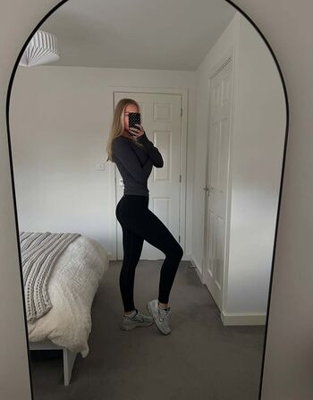 Full leaked Aadrianarose private onlyfans photo