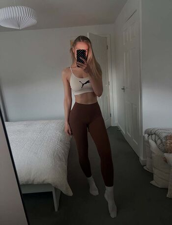 Full leaked Aadrianarose private onlyfans photo