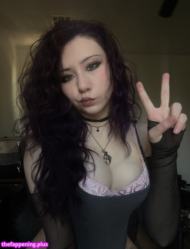 aaebi / aaebiya / aebi / kittyhafu / nsfwaebi Fotografie OnlyFans Dezbrăcată #22