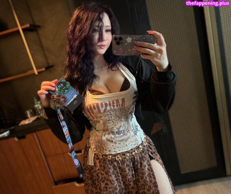 aaebi / aaebiya / aebi / kittyhafu / nsfwaebi Φωτογραφία Γυμνών OnlyFans #24