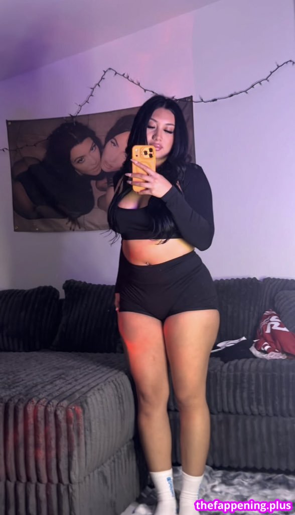 aaliyahhcuhh / aaliyahhofficial / aaliyahluvss नग्न OnlyFans फोटो #5