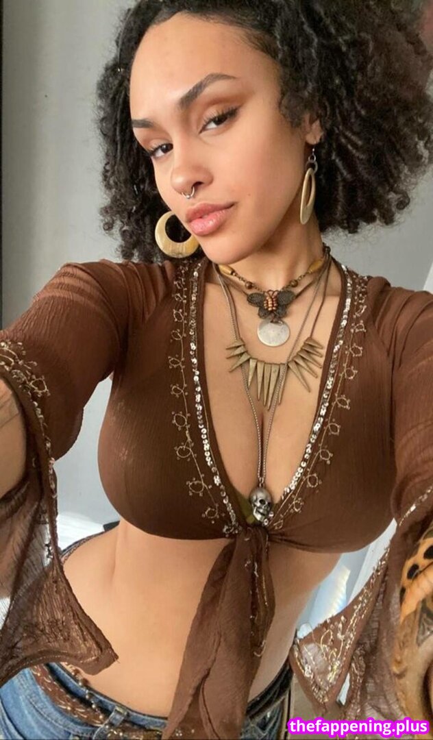 Aaliyeezy / theallierae Foto OnlyFans Nua #381