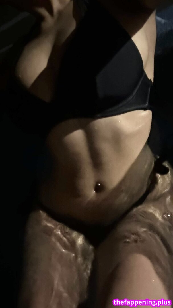 Aaliyeezy / theallierae Nacktes OnlyFans Foto #398