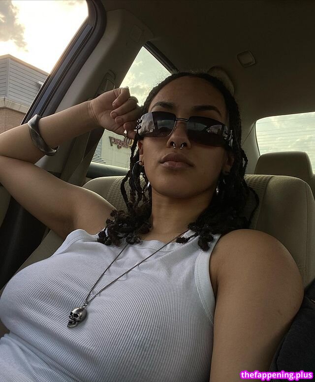 Aaliyeezy / theallierae Photo OnlyFans Nu #410