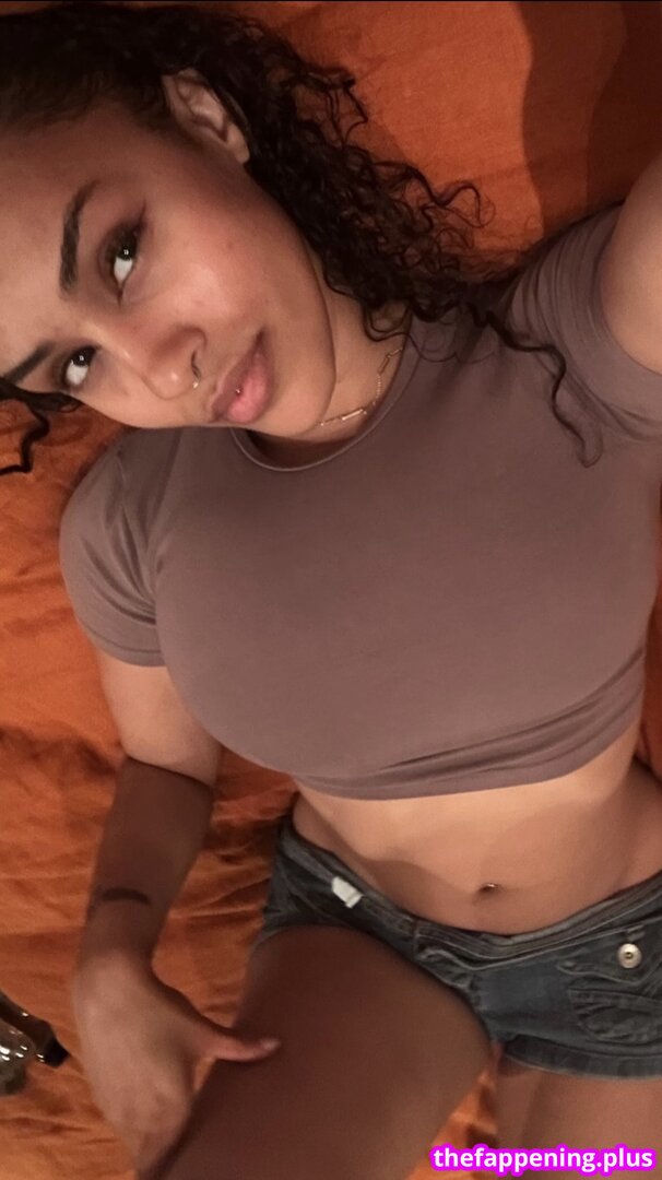 Aaliyeezy / theallierae Φωτογραφία Γυμνών OnlyFans #414