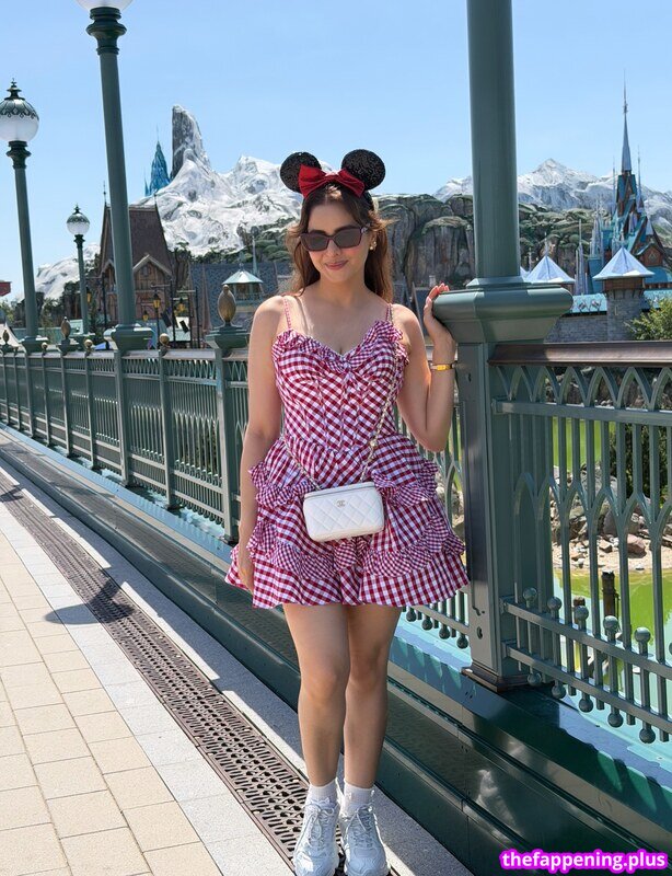 Aamna Sharif / aamnasharifofficial Фото оголеного OnlyFans #17