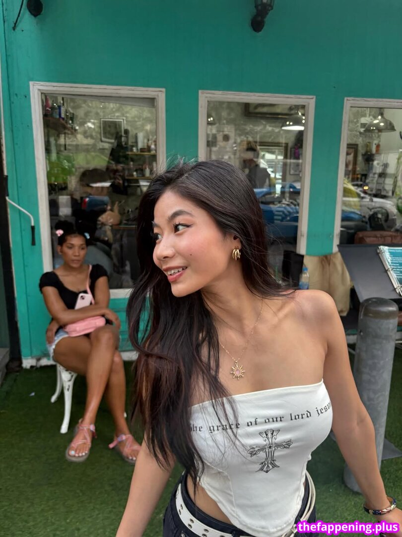 Saipetch B. / aaomhelloo Naken OnlyFans Foto #206