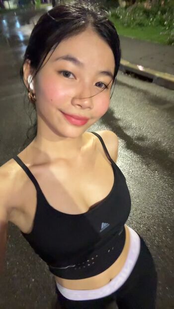 Full leaked Aaomhelloo private onlyfans photo
