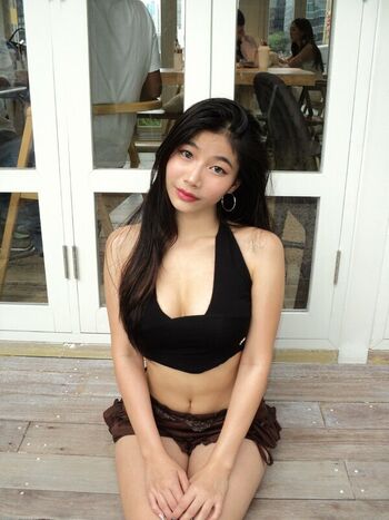 Full leaked Aaomhelloo private onlyfans photo