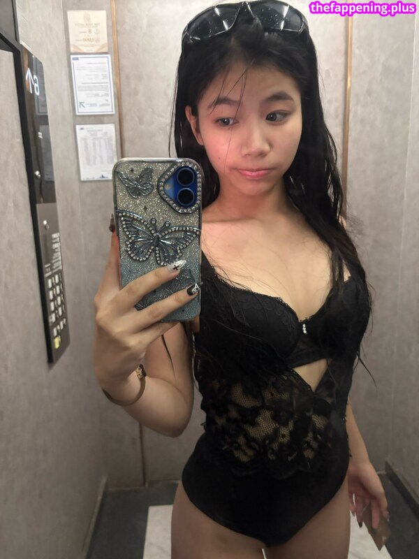 Saipetch B. / aaomhelloo Φωτογραφία Γυμνών OnlyFans #340