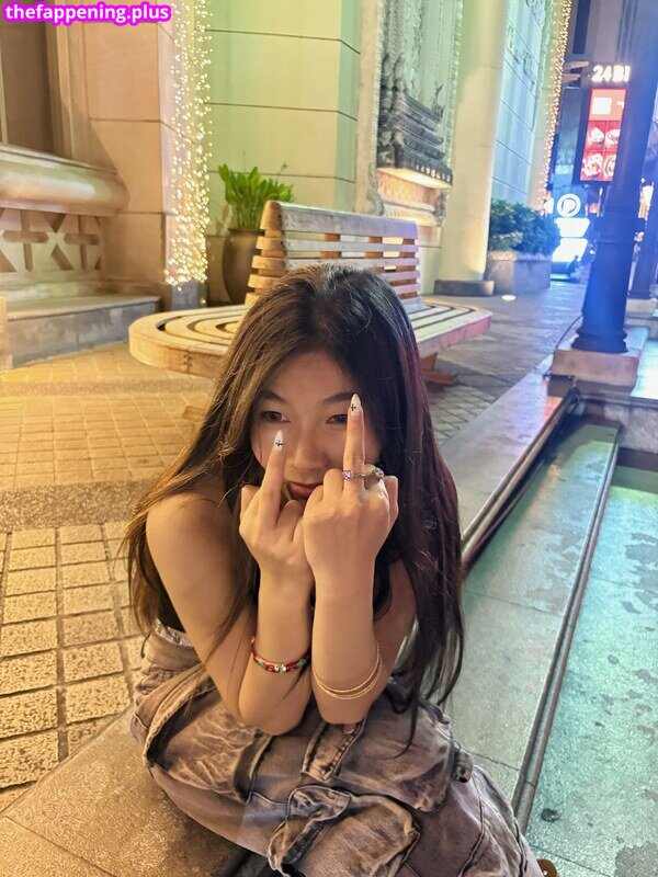 Saipetch B. / aaomhelloo Çıplak OnlyFans Fotoğrafı #388