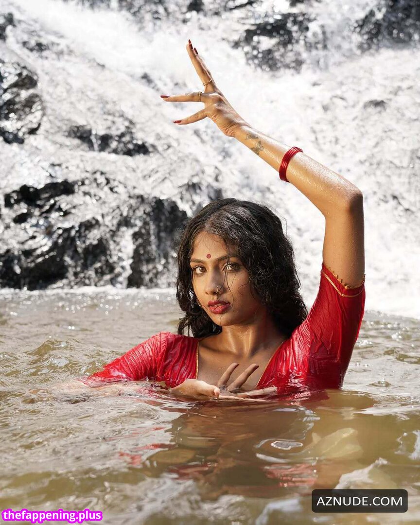 Aaradhya Devi ヌードOnlyFans写真 #13