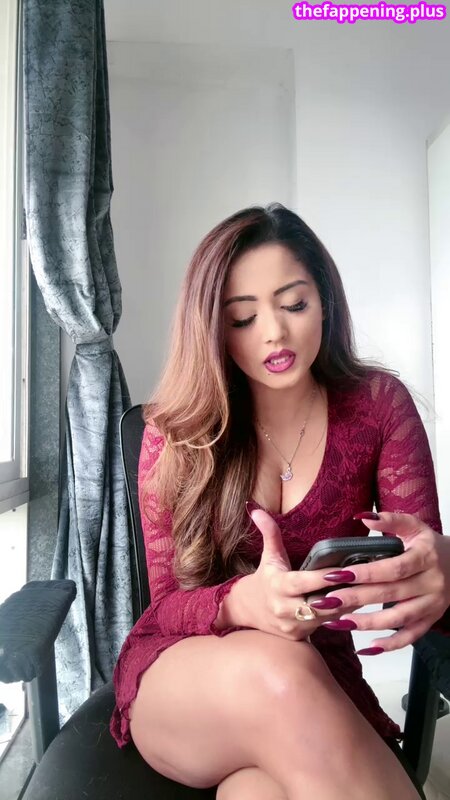 Aaria / https: Naken OnlyFans Foto #20