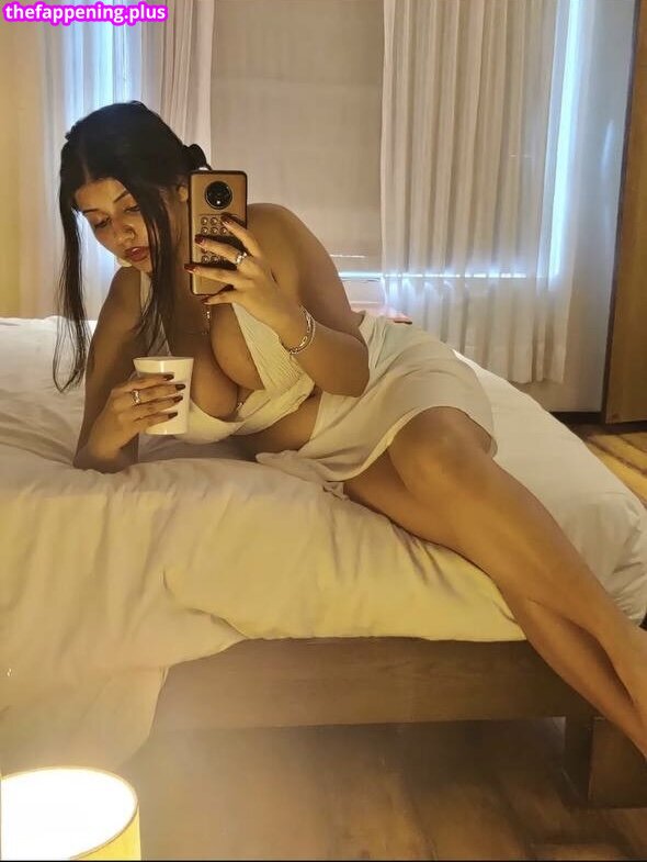 Aastha Singh / aasthaaax / voidedfiction Фото оголеного OnlyFans #9