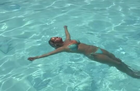 Full leaked Aavarose private onlyfans photo