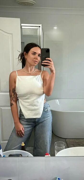 Full leaked Abbey j private onlyfans photo