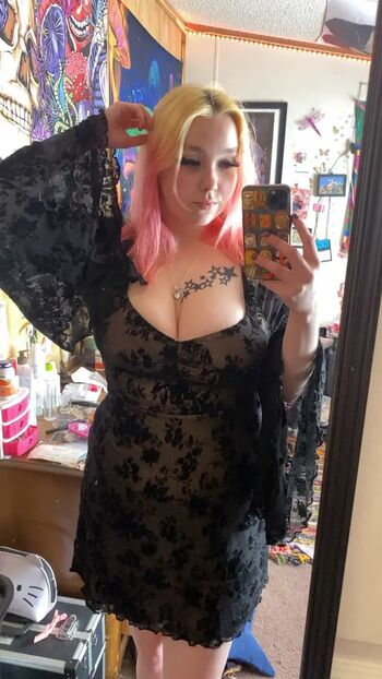 Full leaked Abbiemorelloo private onlyfans photo