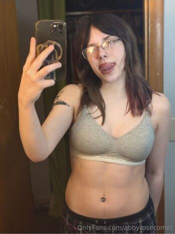 AbbyRoseComet