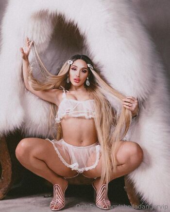 Full leaked Abella danger private onlyfans photo