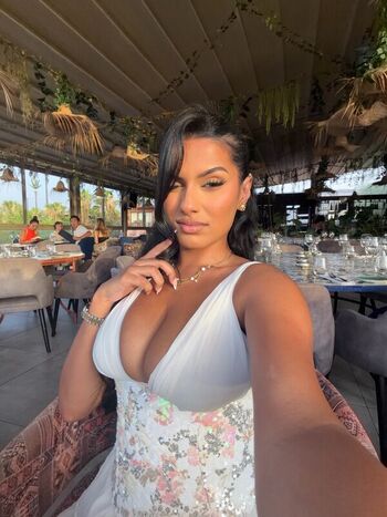 Full leaked Abida private onlyfans photo