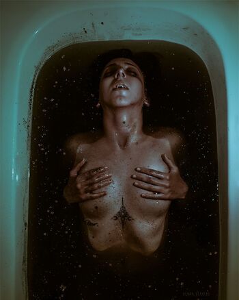 Full leaked Acidrain private onlyfans photo