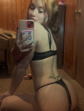 Full leaked Addie mcgee private onlyfans photo