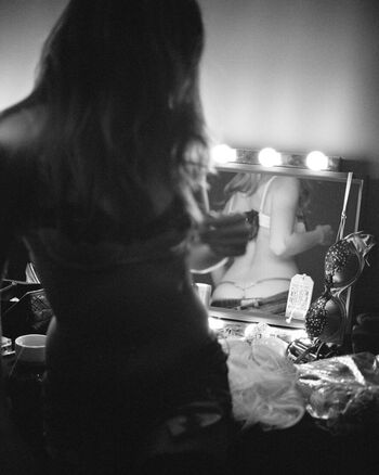 Full leaked Addison rae  page private onlyfans photo