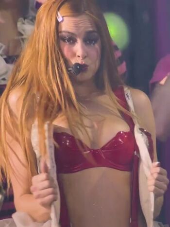 Full leaked Addison rae private onlyfans photo