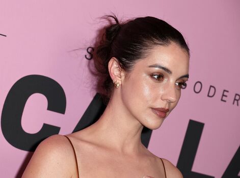 Full leaked Adelaide kane private onlyfans photo