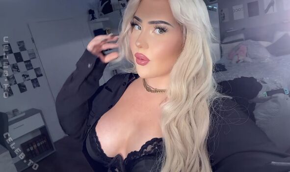 Full leaked Adelina dalevska private onlyfans photo