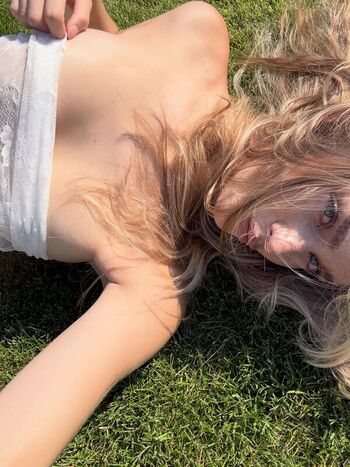 Full leaked Adelinafien page private onlyfans photo