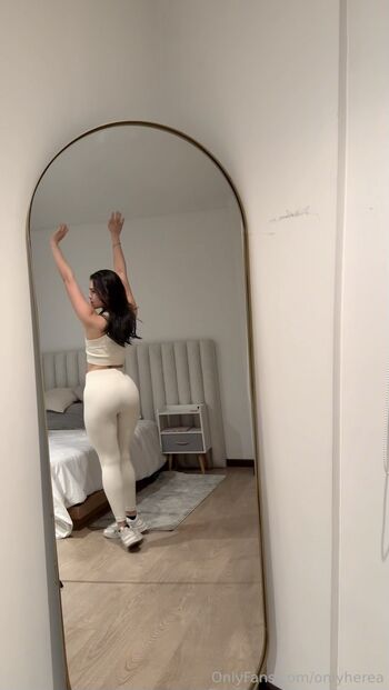 Full leaked Adharahinca private onlyfans photo