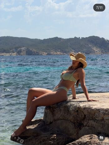 Full leaked Adorable caro private onlyfans photo