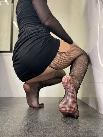 adriana.feetgirl